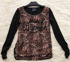 穿越時光的時尚寶典 千百惠外貿(mào)精品服飾店，零售業(yè)的獨特風景線